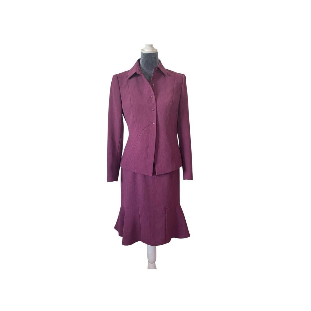 Kasper Women 2PC Plum Purple Skirt Suit Size 4P
